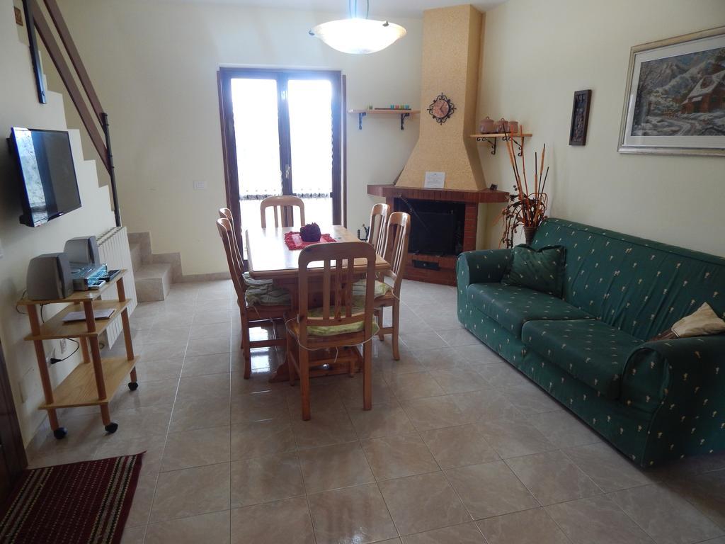 Sangro Apartment Castel Di Sangro Buitenkant foto